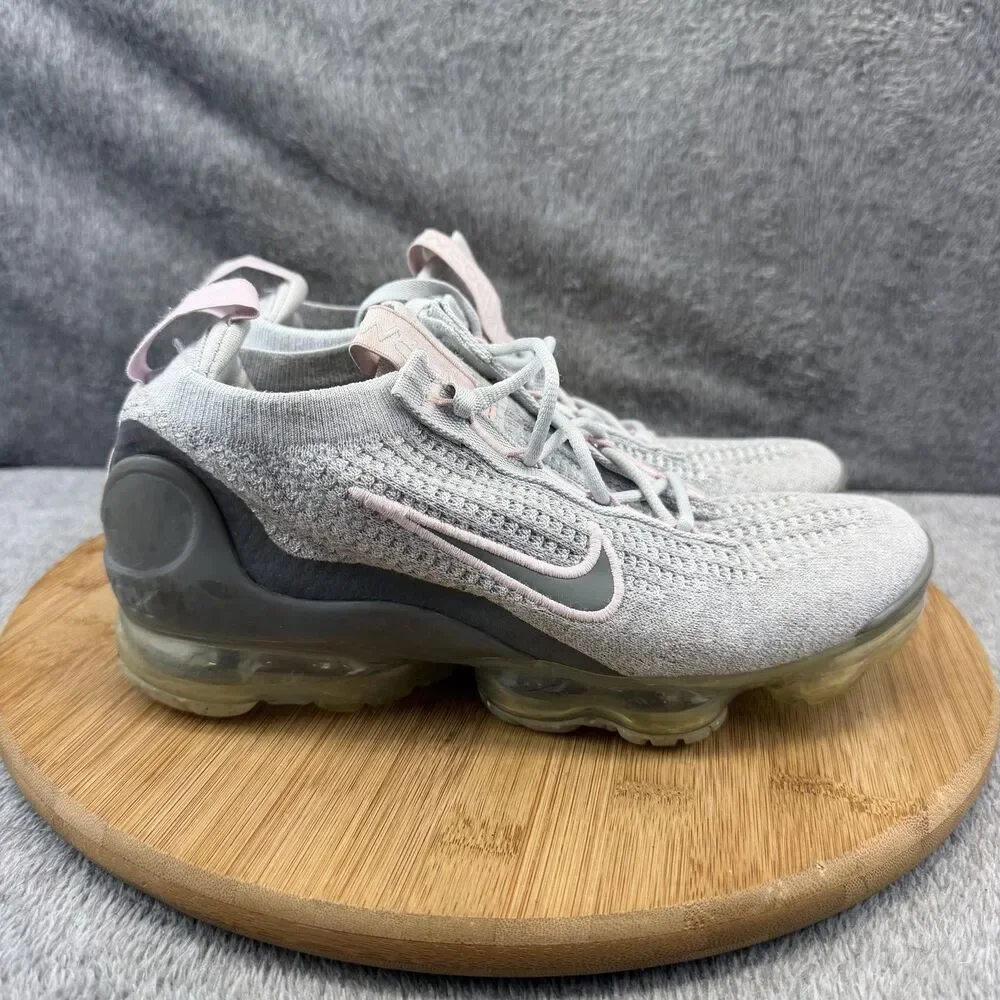 Nike Air VaporMax 2021 Flyknit Shoes Boys Size 5Y Gray Pink Sneakers DB1550-004